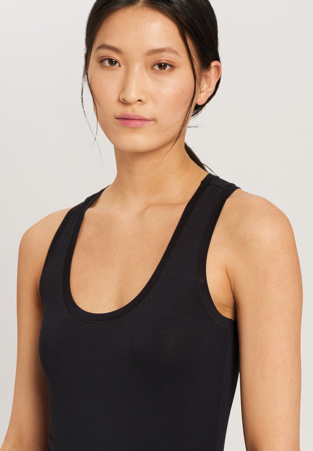 Hanro Yoga Racer Back Tank Top