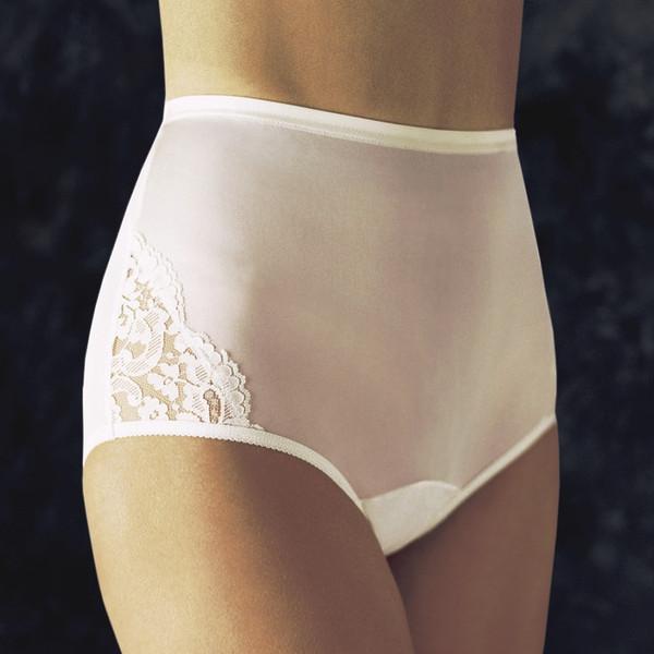 Vanity Fair Perfectly Yours Lace Nouveau Nylon Brief Underwear