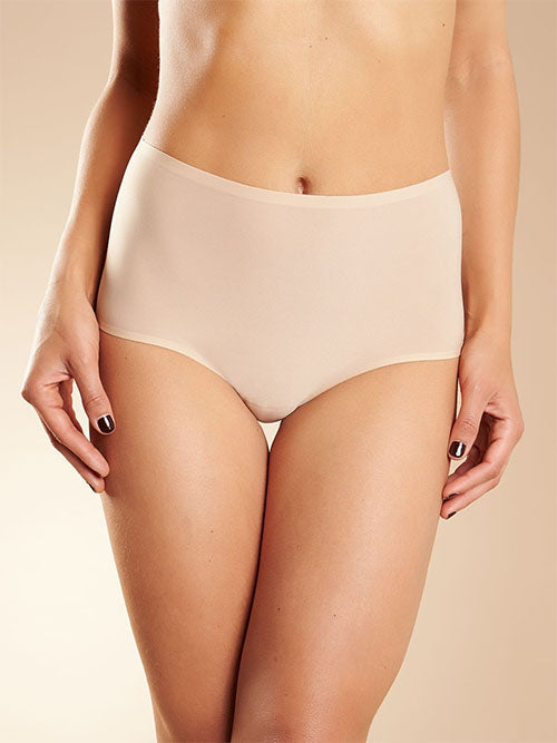 Nude Seamless Briefs - Seamless underwear
